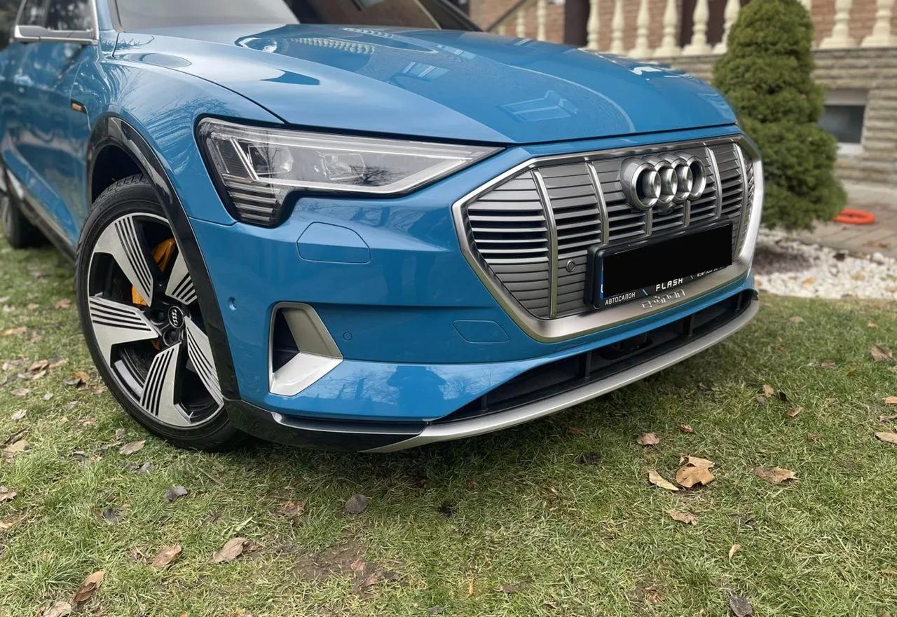 Audi E-tron  95 kWh 2019thumbnail51
