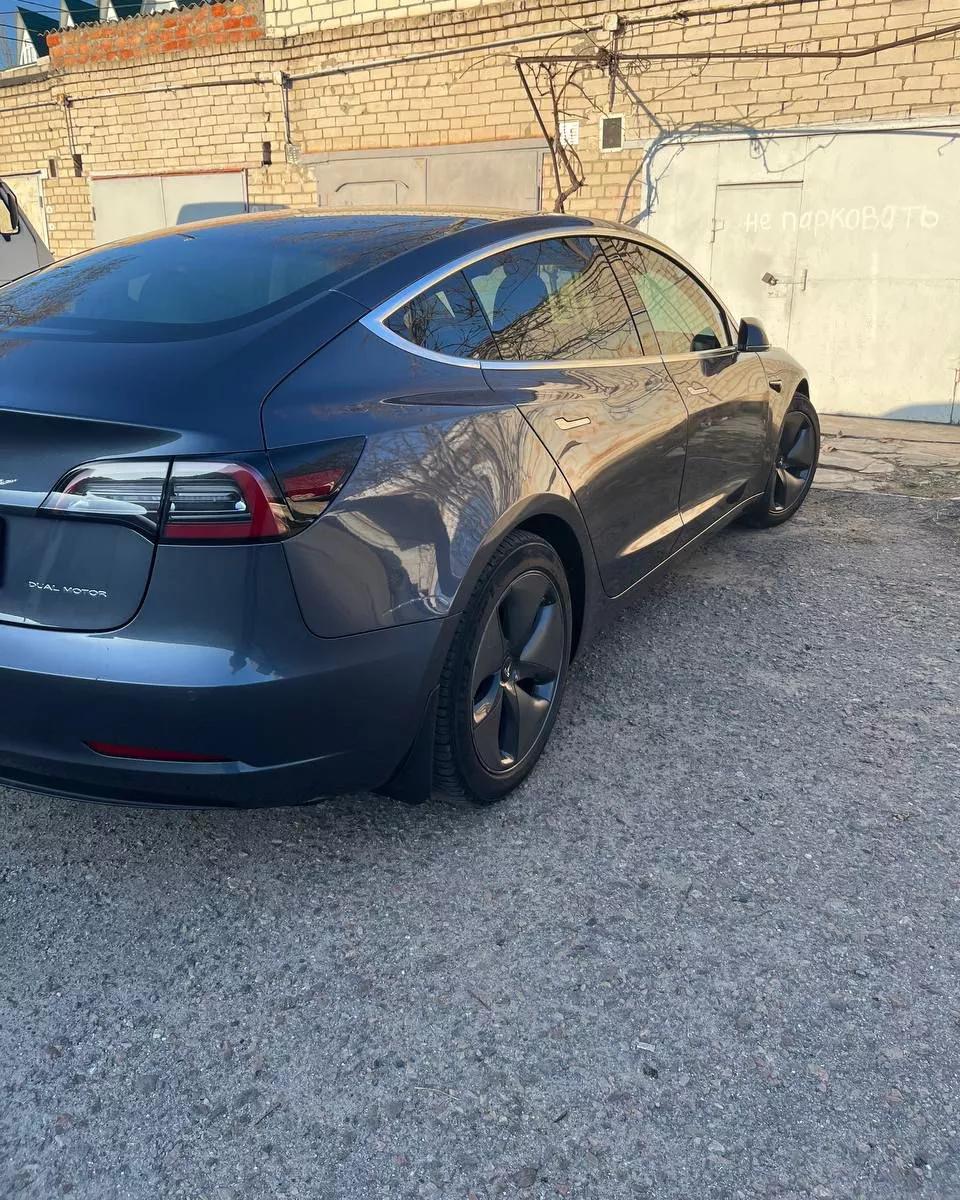Tesla Model 3  2019thumbnail51