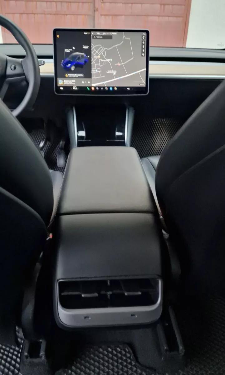 Tesla Model Y  75 kWh 2020141
