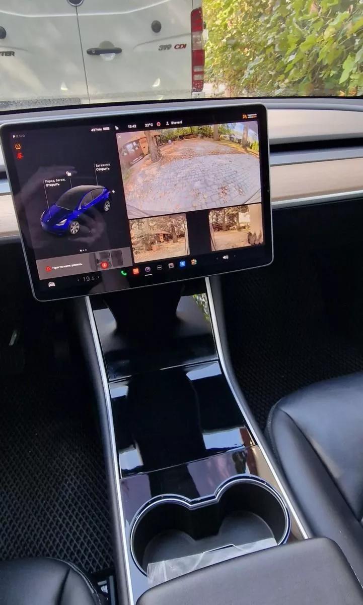 Tesla Model Y  75 kWh 2020181