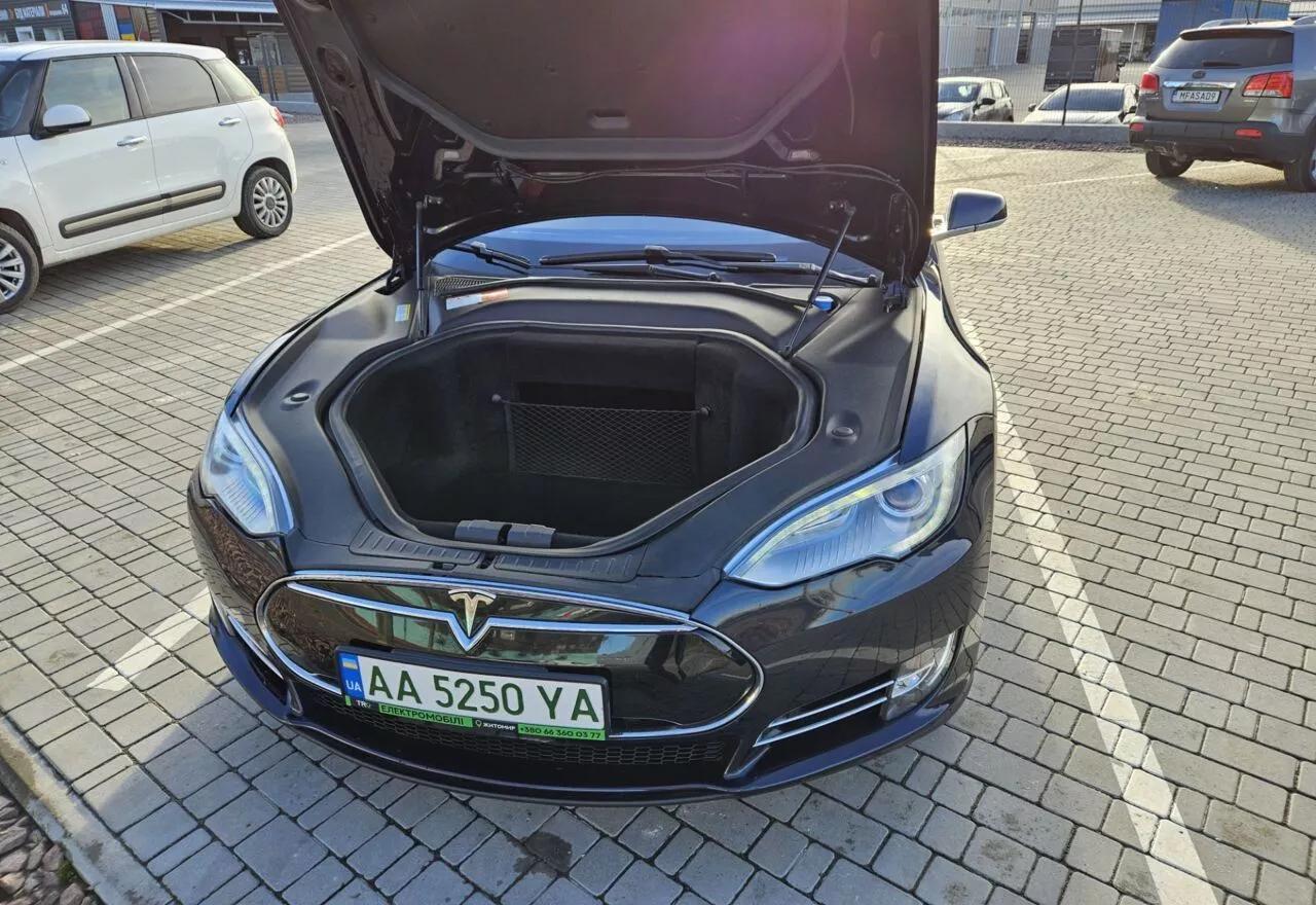 Tesla Model S  85 kWh 2014thumbnail91