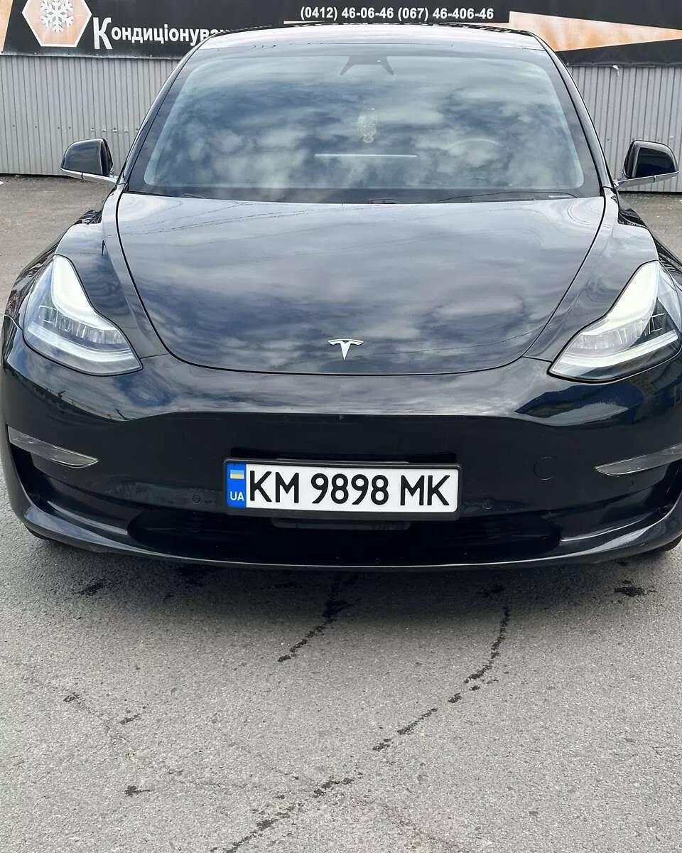 Tesla Model 3  68.3 kWh 2018thumbnail31