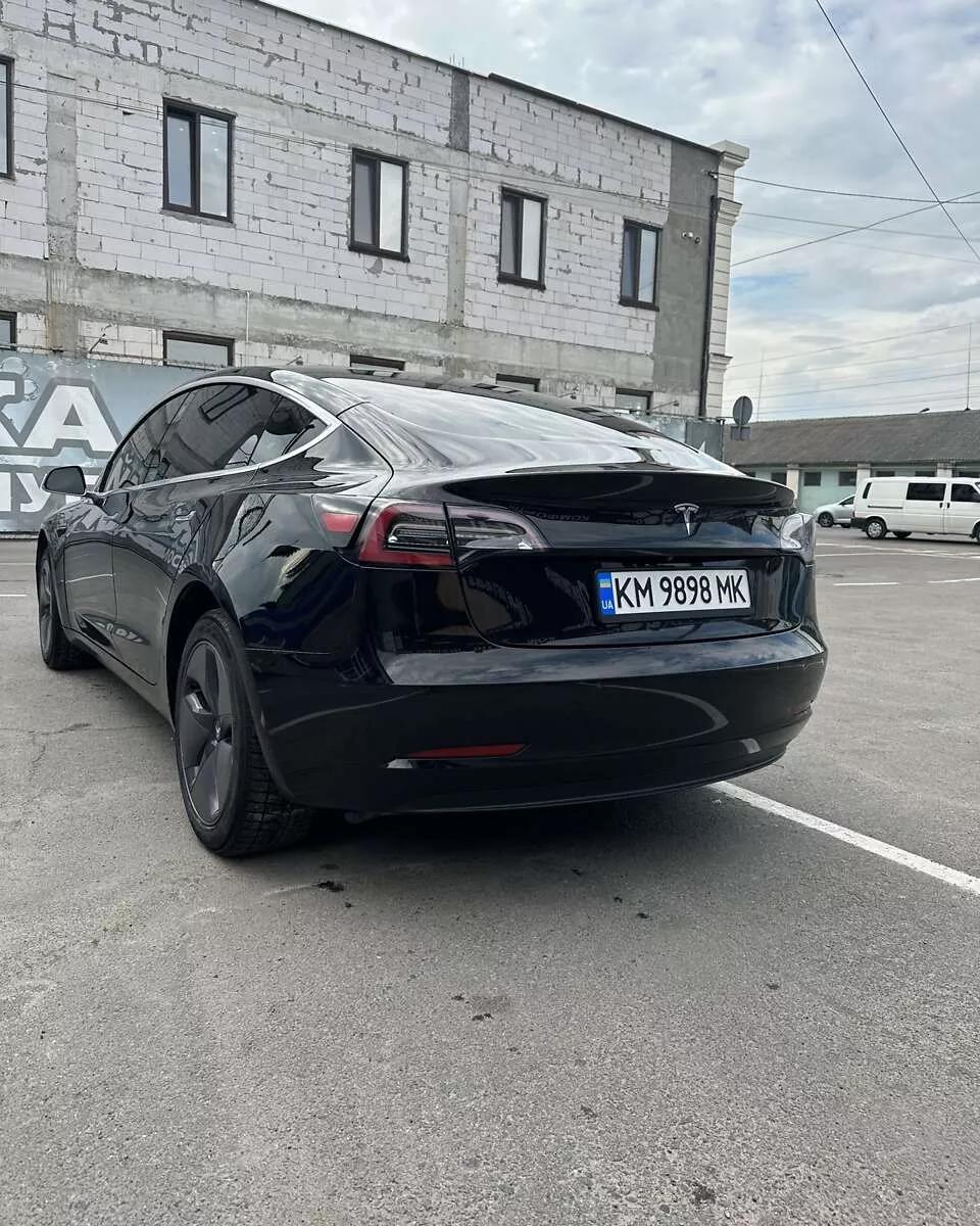 Tesla Model 3  68.3 kWh 2018thumbnail101