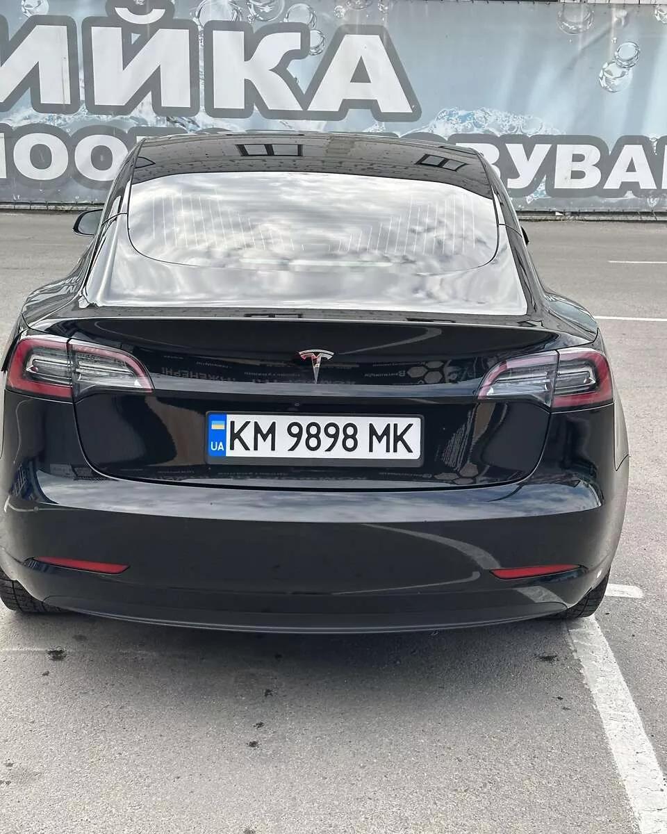 Tesla Model 3  68.3 kWh 2018151