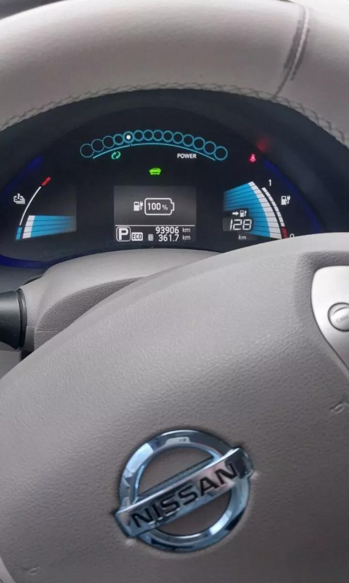 Nissan Leaf  24 kWh 2014thumbnail101