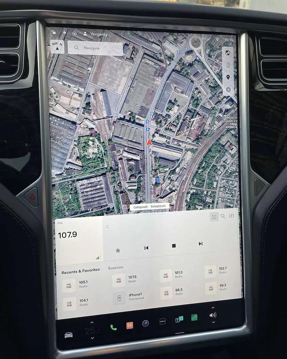 Tesla Model S  75 kWh 2016201