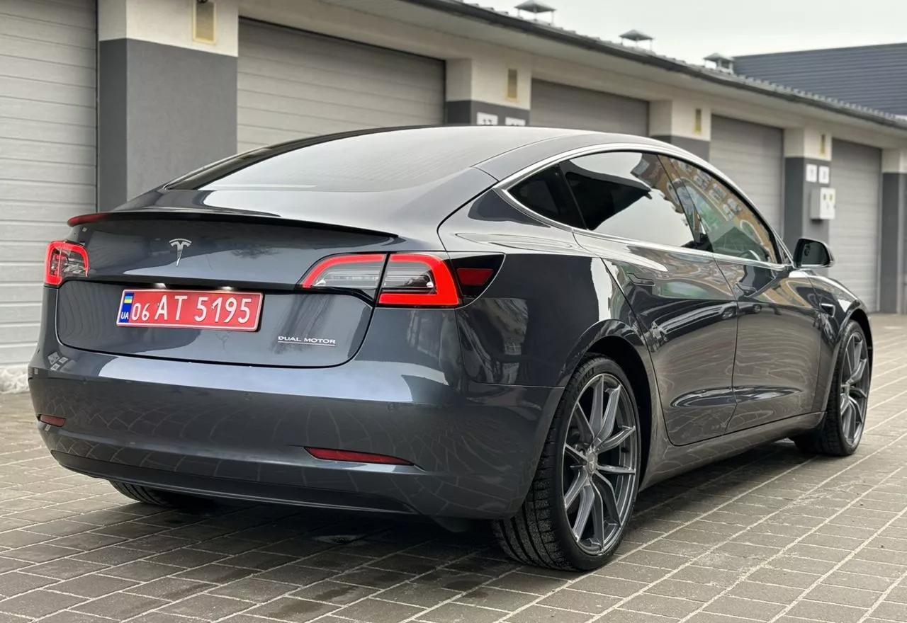 Tesla Model 3  80.5 kWh 2020261