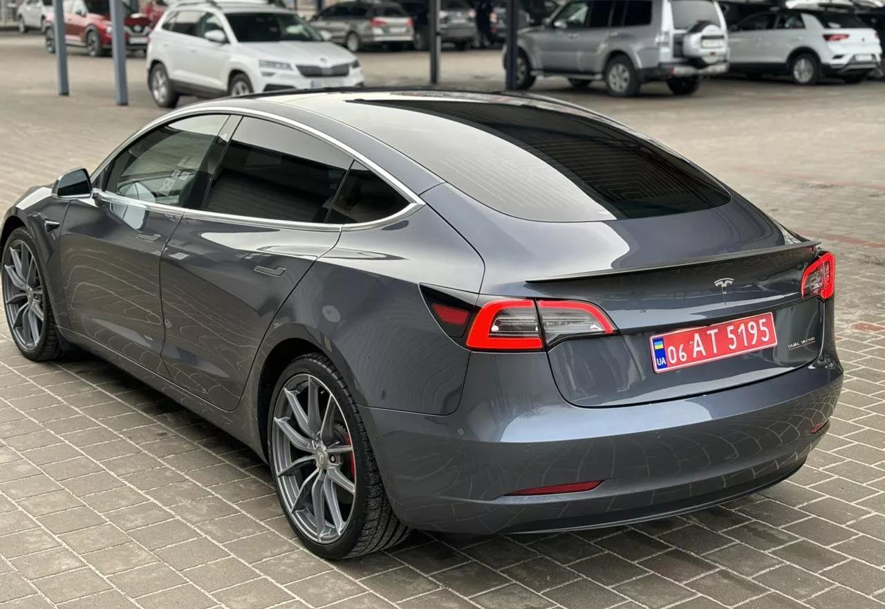 Tesla Model 3  80.5 kWh 2020thumbnail271