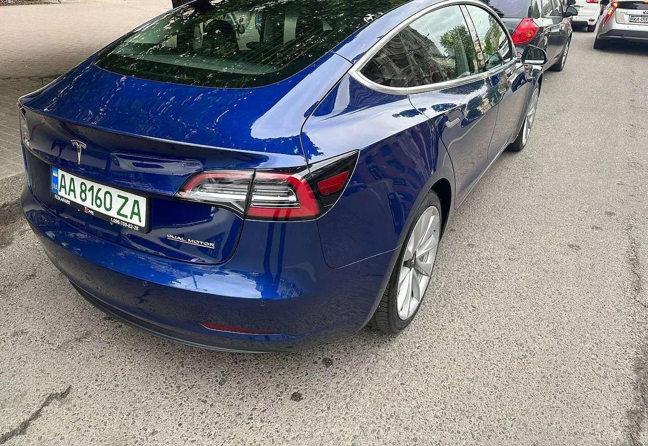 Tesla Model 3  201871