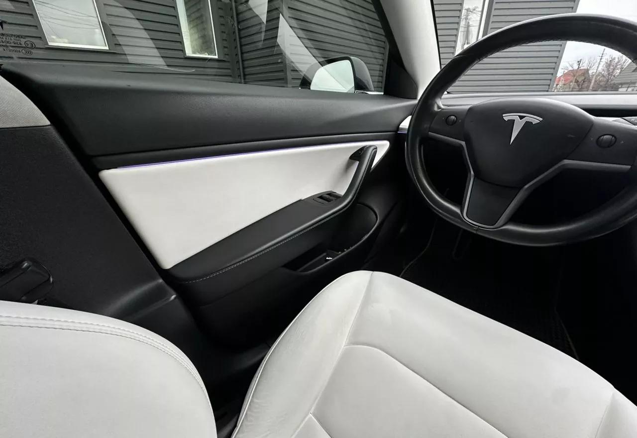 Tesla Model 3  75 kWh 2018thumbnail261