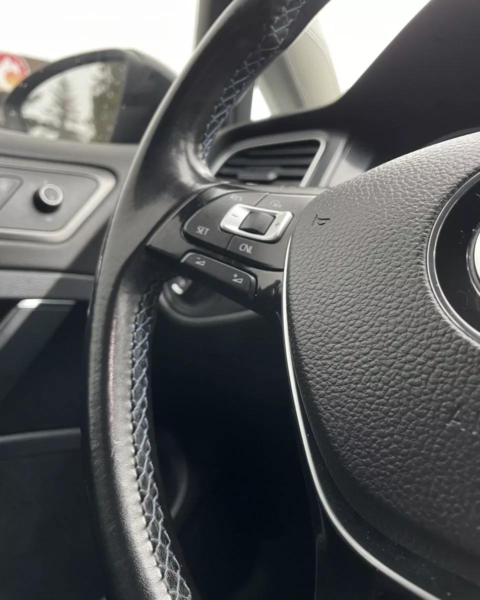 Volkswagen e-Golf  38 kWh 2017231