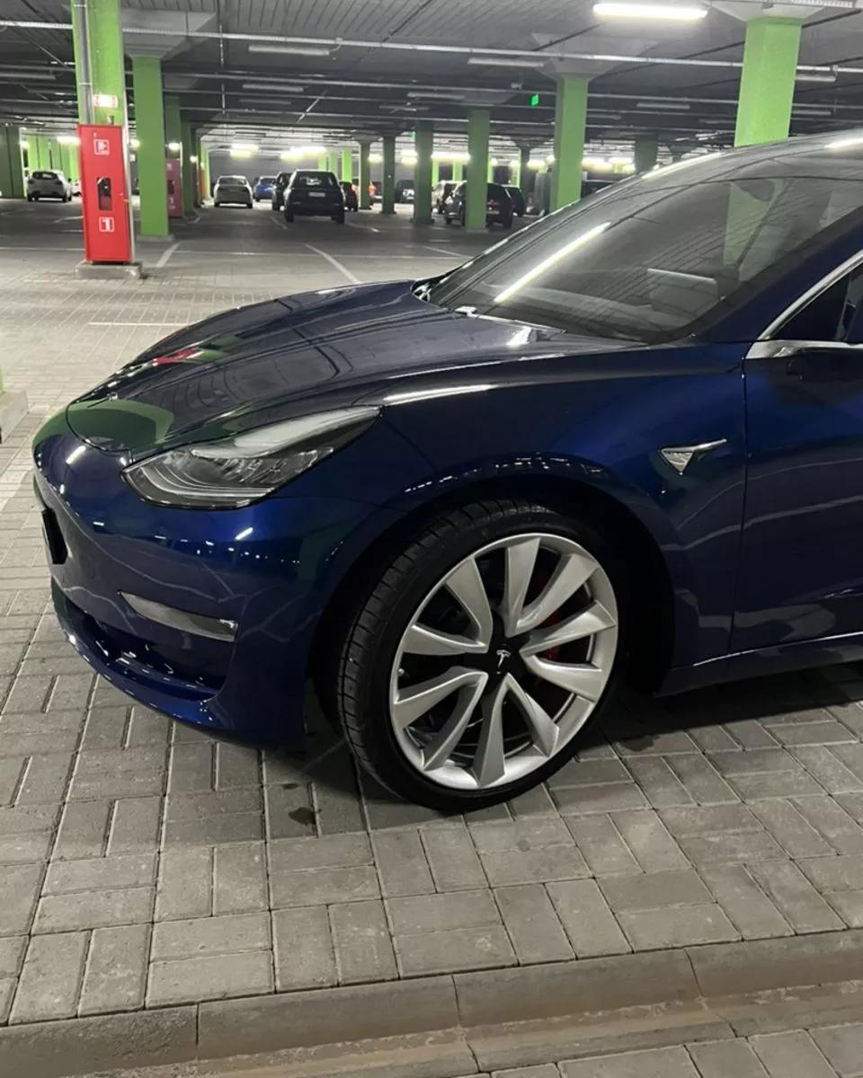 Tesla Model 3  80.5 kWh 201941
