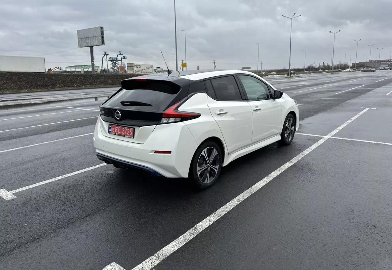 Nissan Leaf  40 kWh 2019thumbnail101