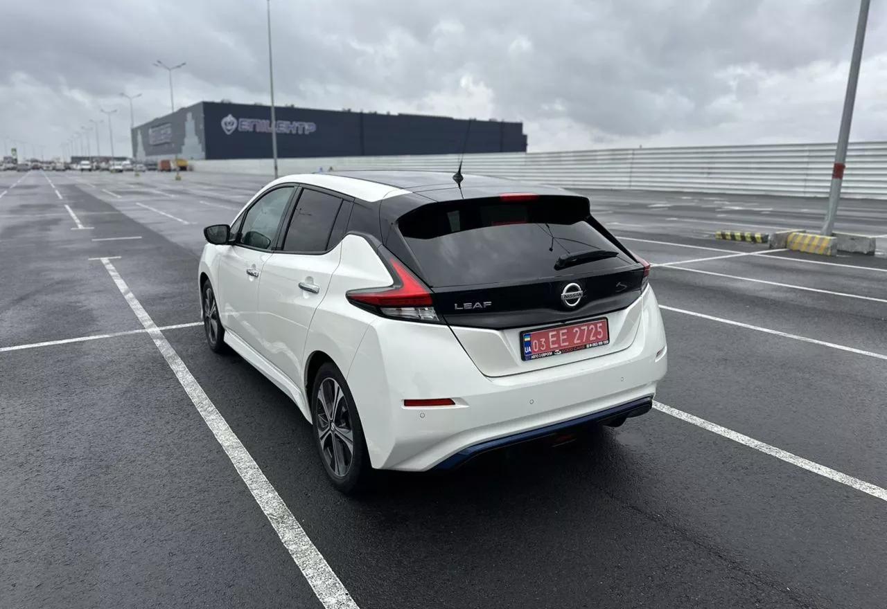 Nissan Leaf  40 kWh 2019thumbnail131