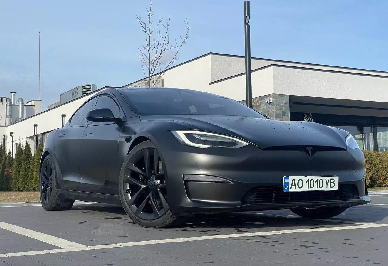 Tesla Model S  2021thumbnail191