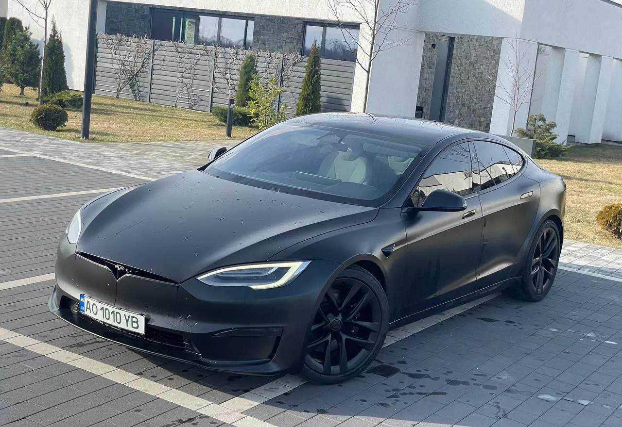 Tesla Model S  2021thumbnail71