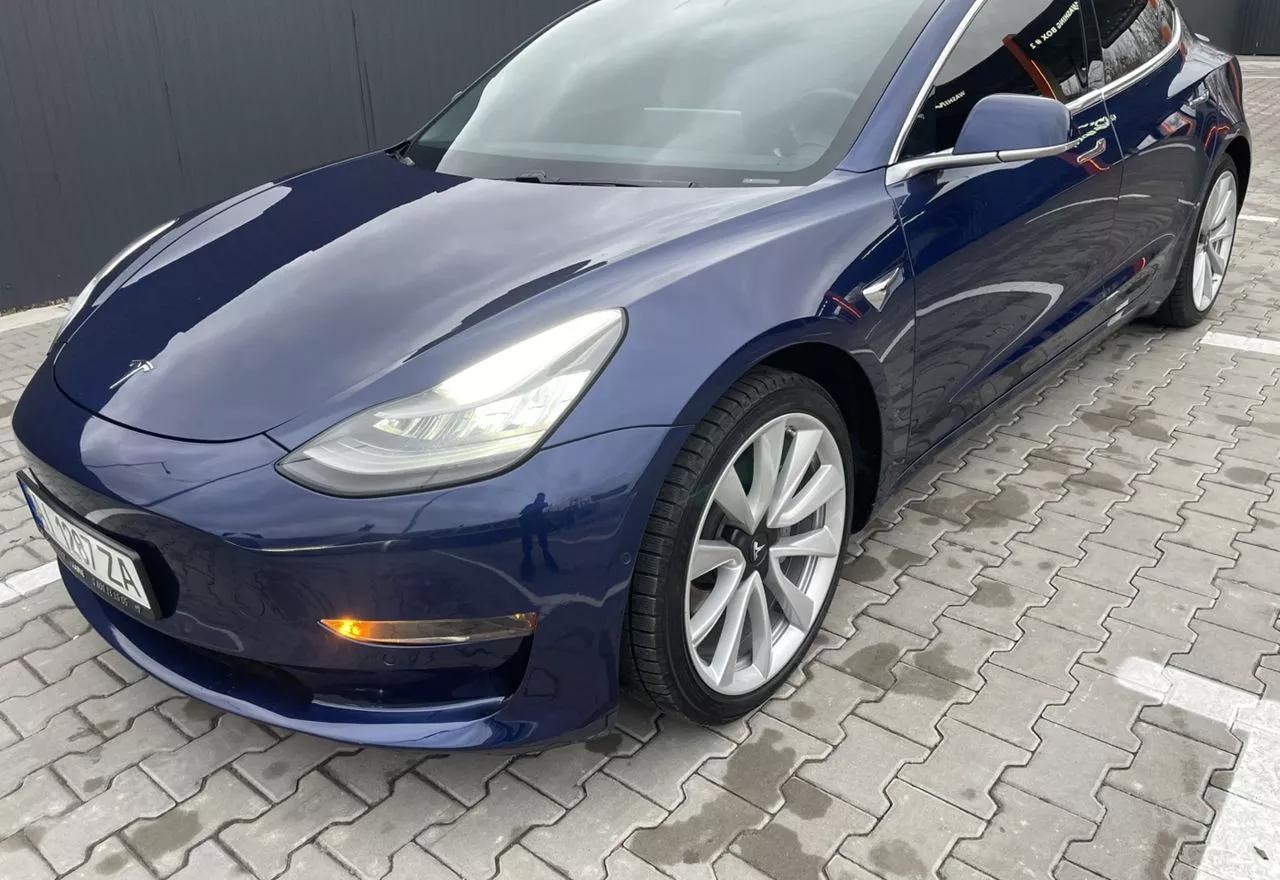 Tesla Model 3  75 kWh 201801