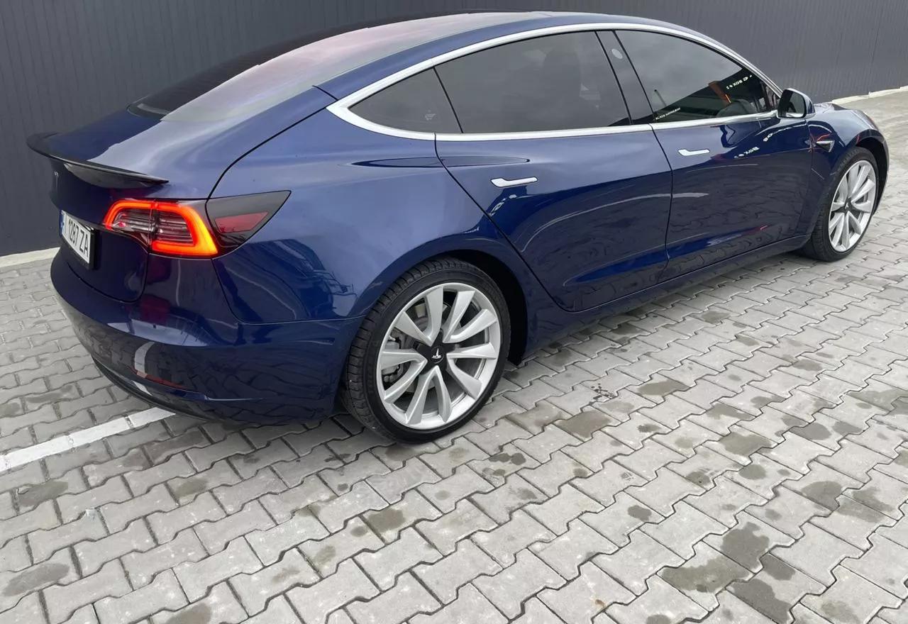 Tesla Model 3  75 kWh 2018thumbnail131