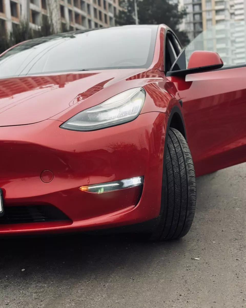 Tesla Model Y  80.5 kWh 202261