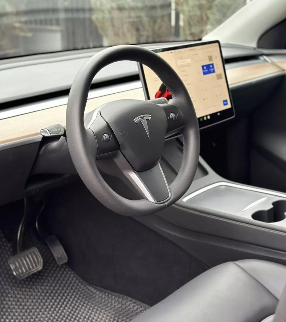 Tesla Model Y  80.5 kWh 2022171