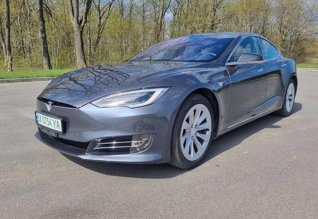 Tesla Model S  100 kWh 2017thumbnail131