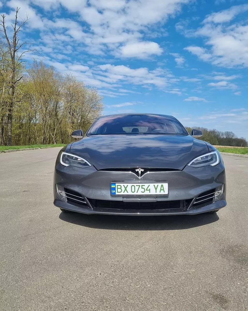 Tesla Model S  100 kWh 2017thumbnail141