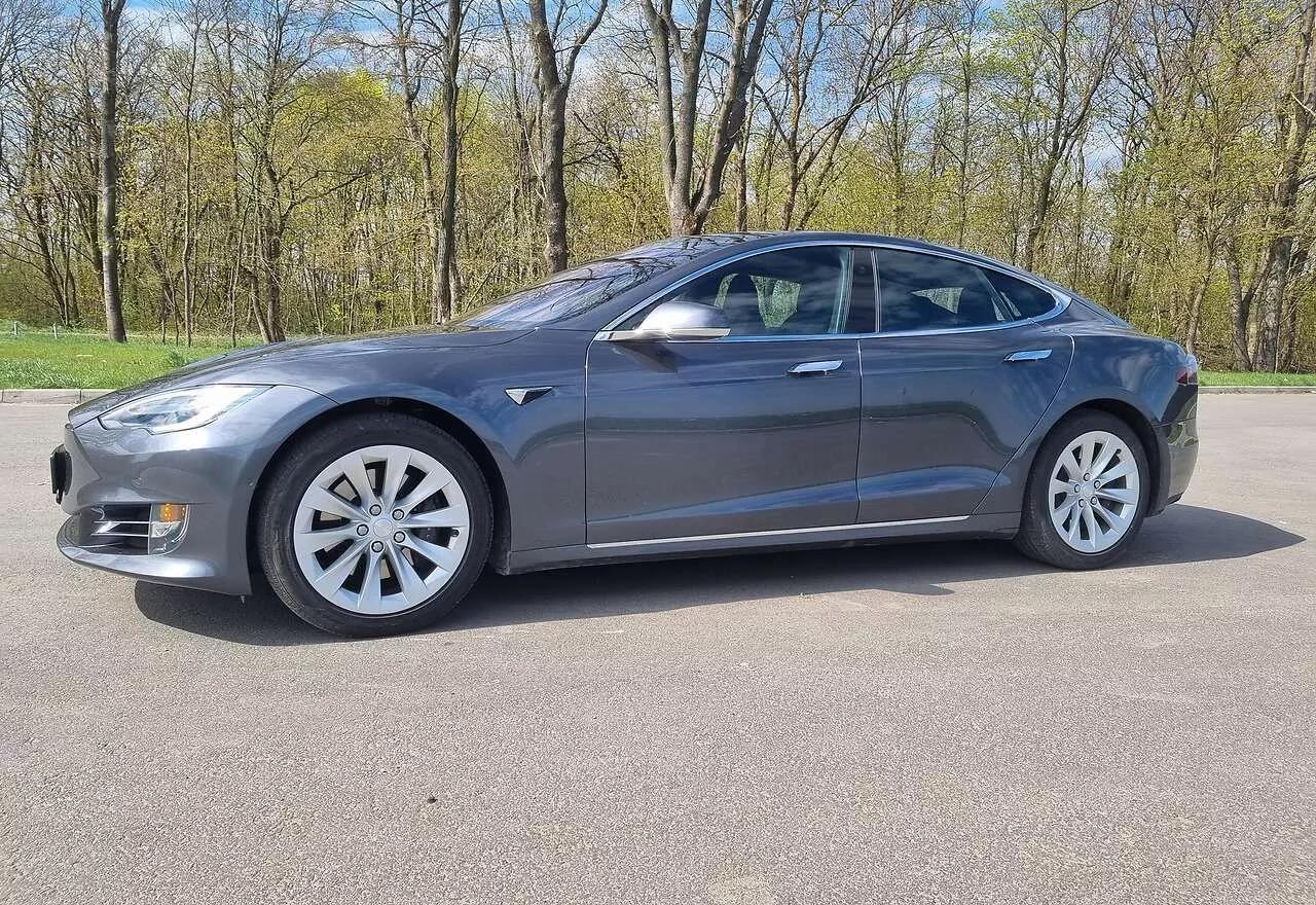 Tesla Model S  100 kWh 2017thumbnail151