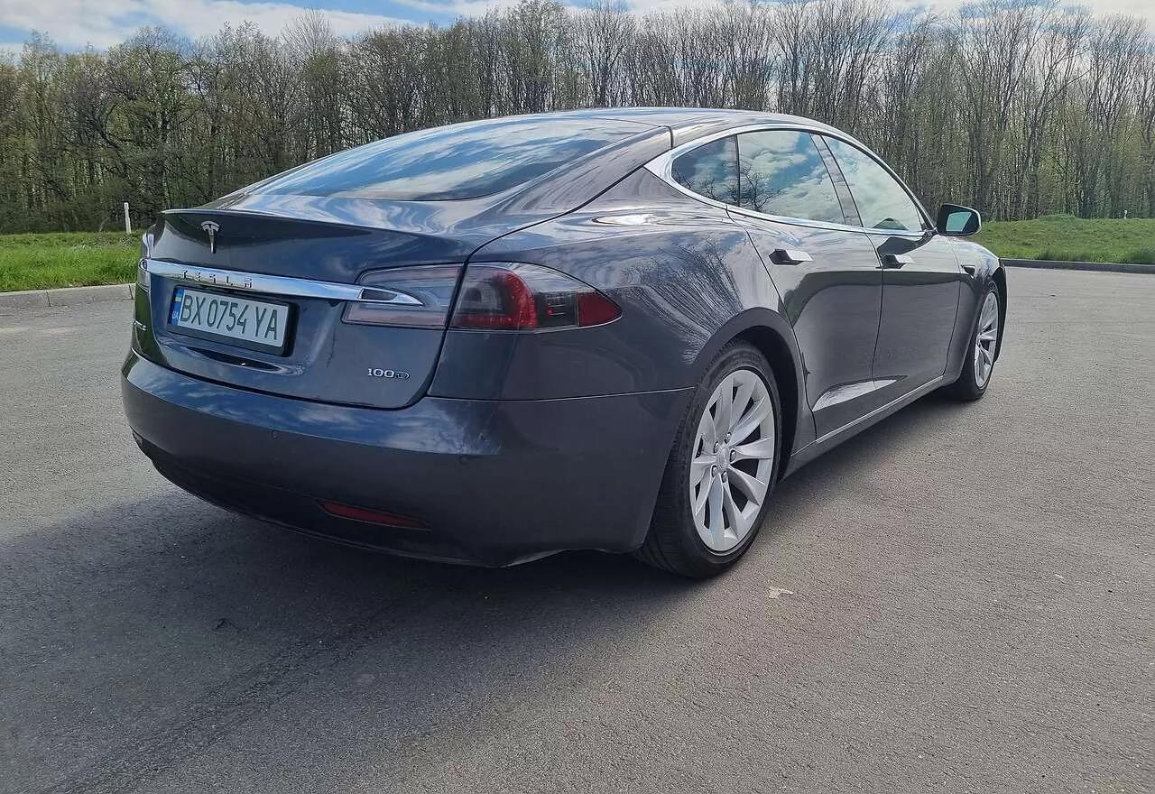Tesla Model S  100 kWh 2017thumbnail181