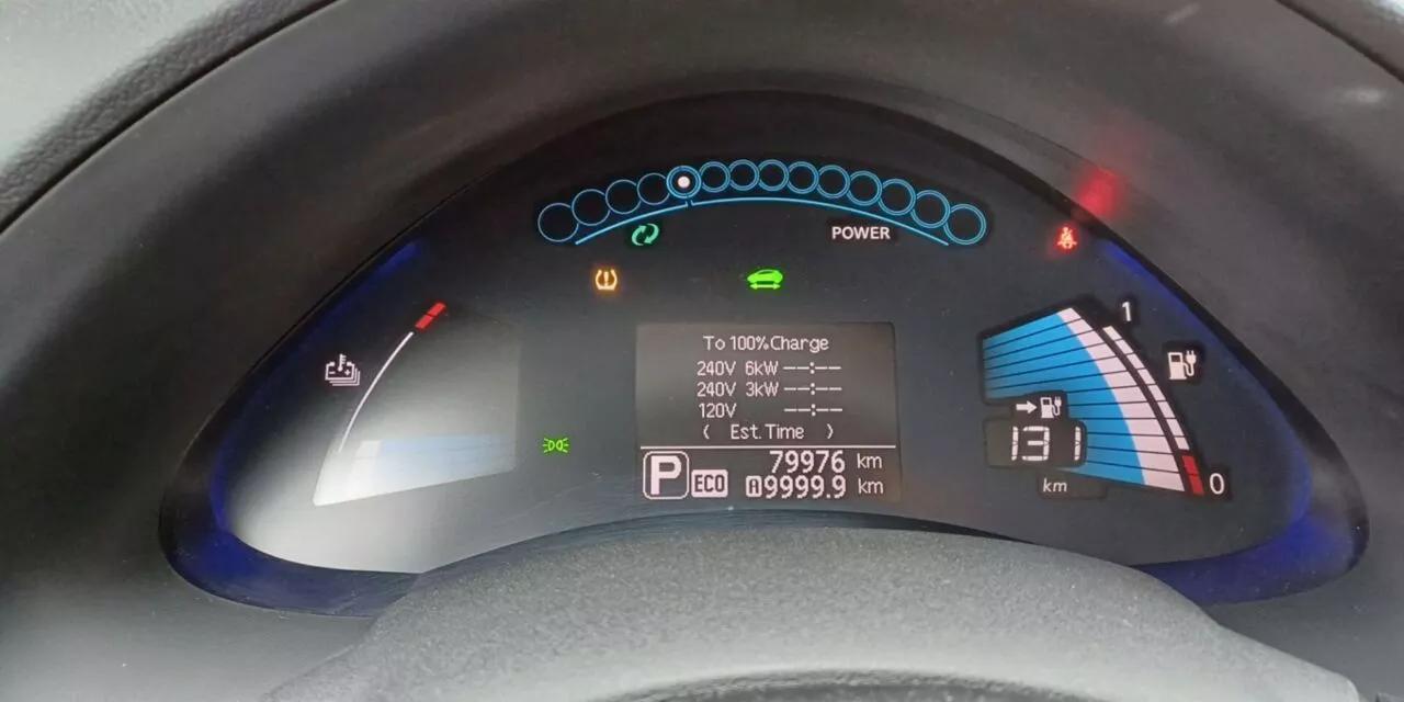 Nissan Leaf  24 kWh 2015thumbnail21