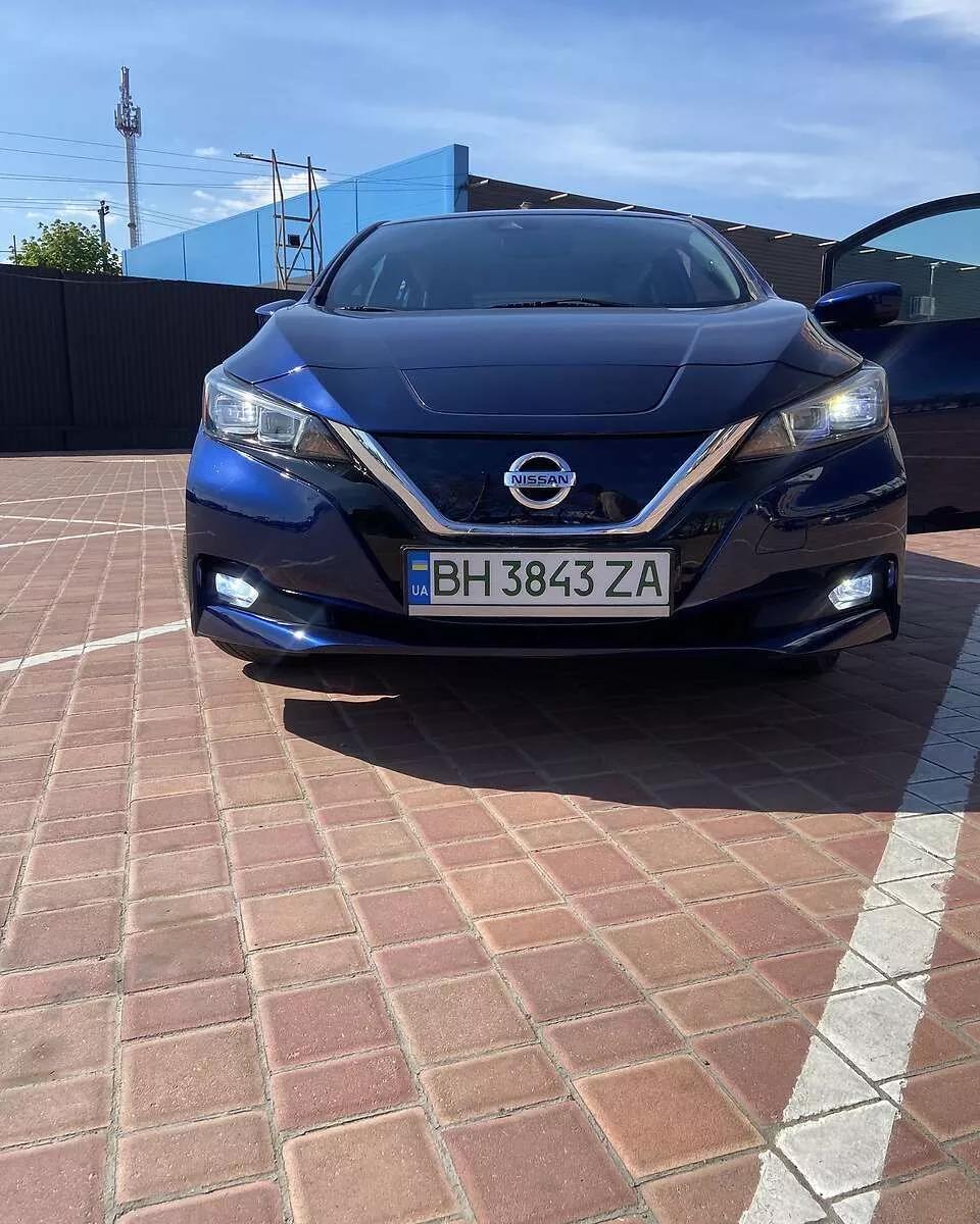 Nissan Leaf  40 kWh 2019thumbnail11