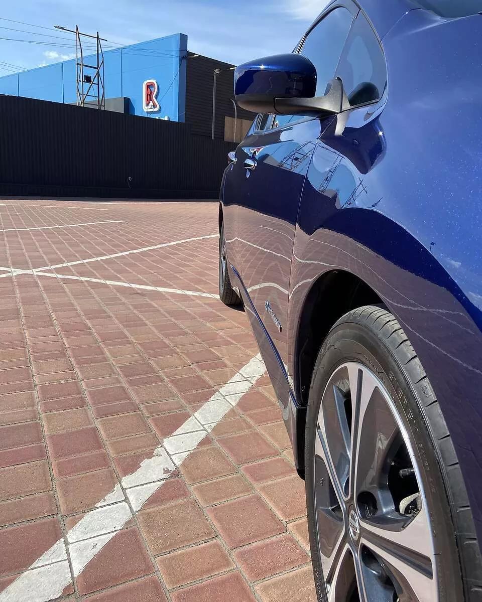 Nissan Leaf  40 kWh 2019thumbnail201