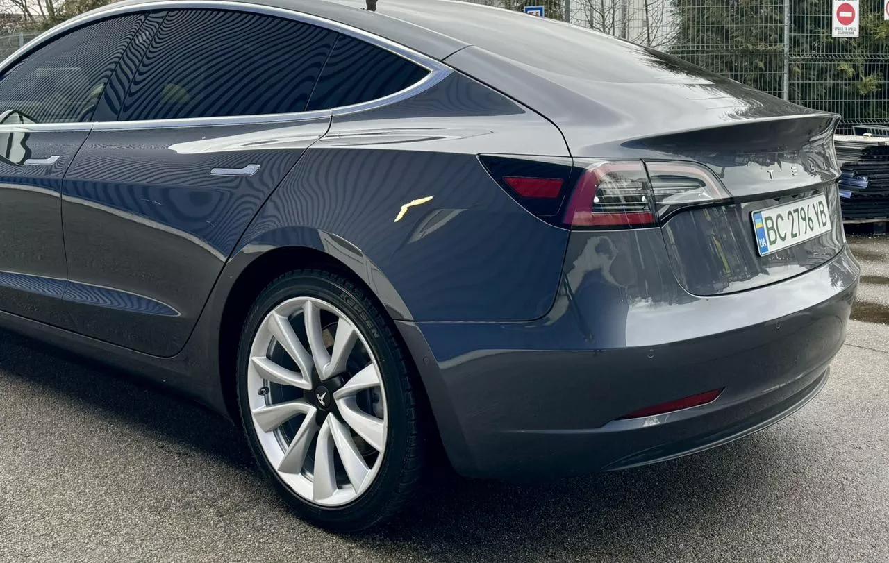 Tesla Model 3  75 kWh 2019181
