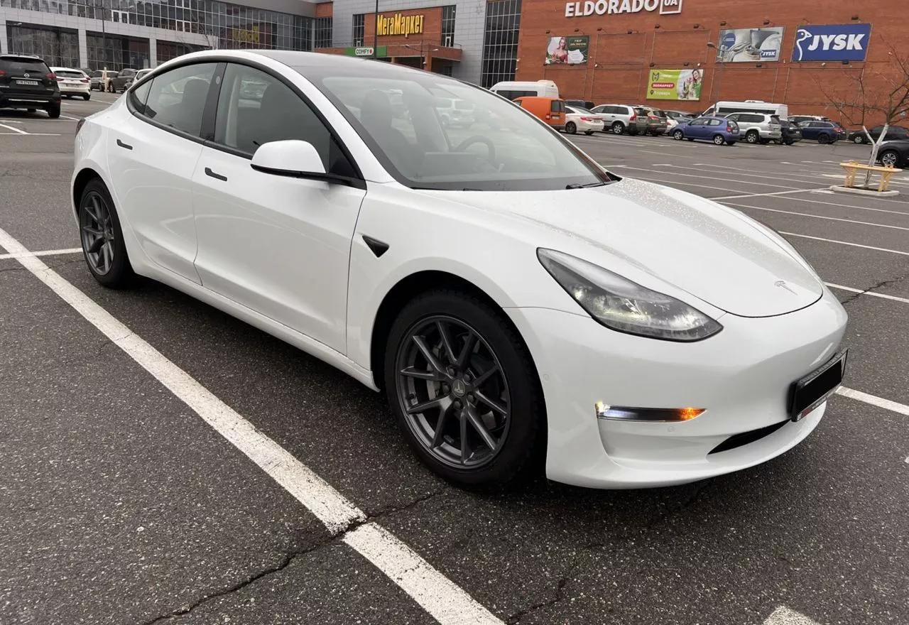Tesla Model 3  82 kWh 202101