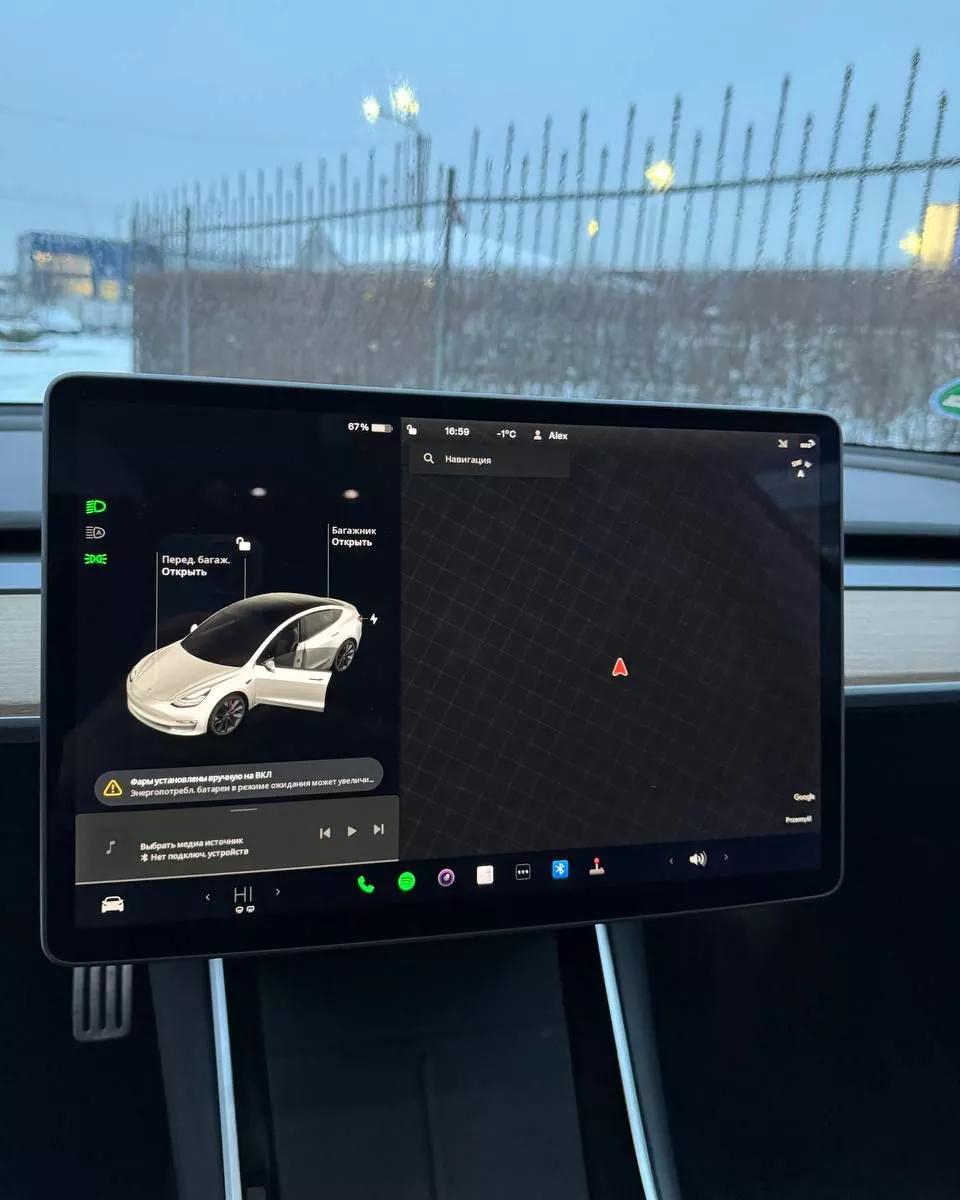 Tesla Model 3  80.5 kWh 2020151