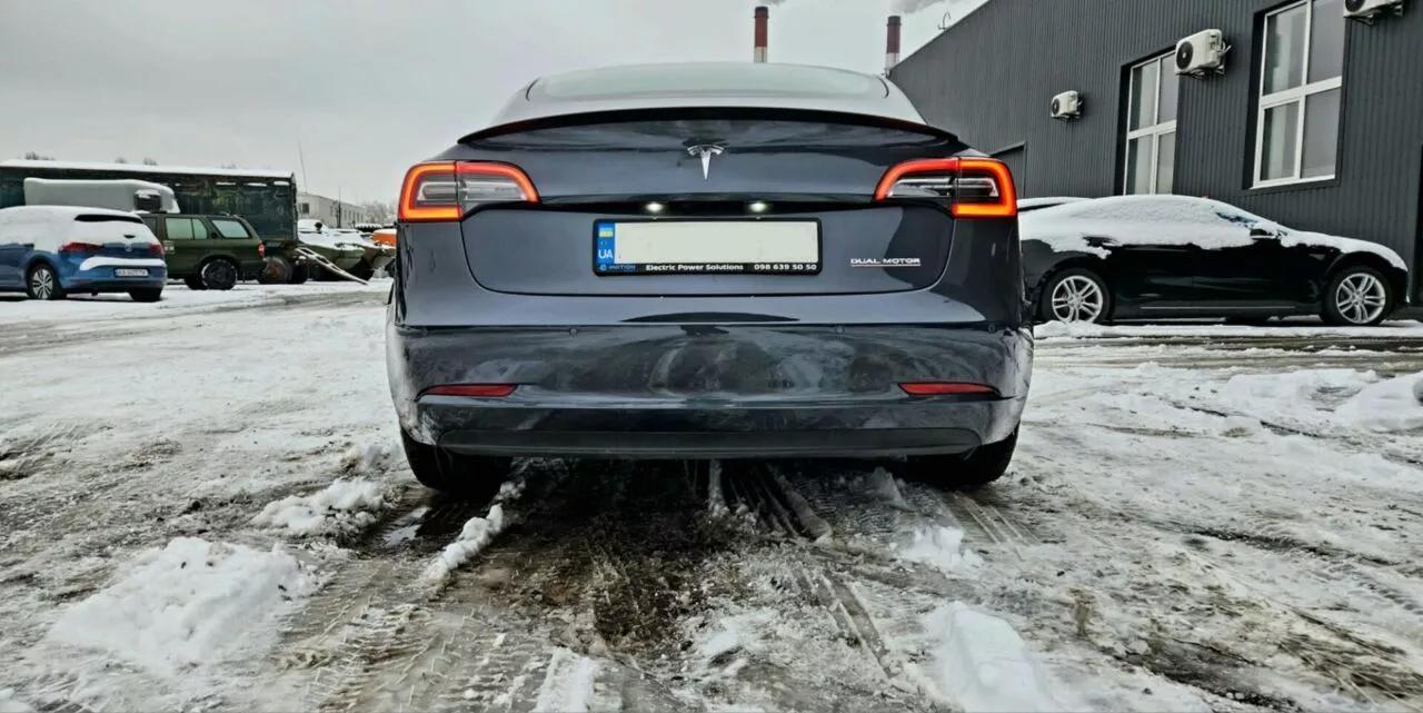 Tesla Model 3  80.5 kWh 202281