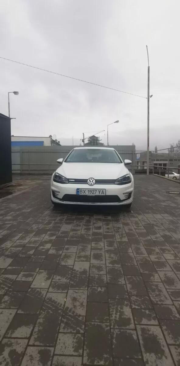 Volkswagen e-Golf  36 kWh 2020thumbnail31