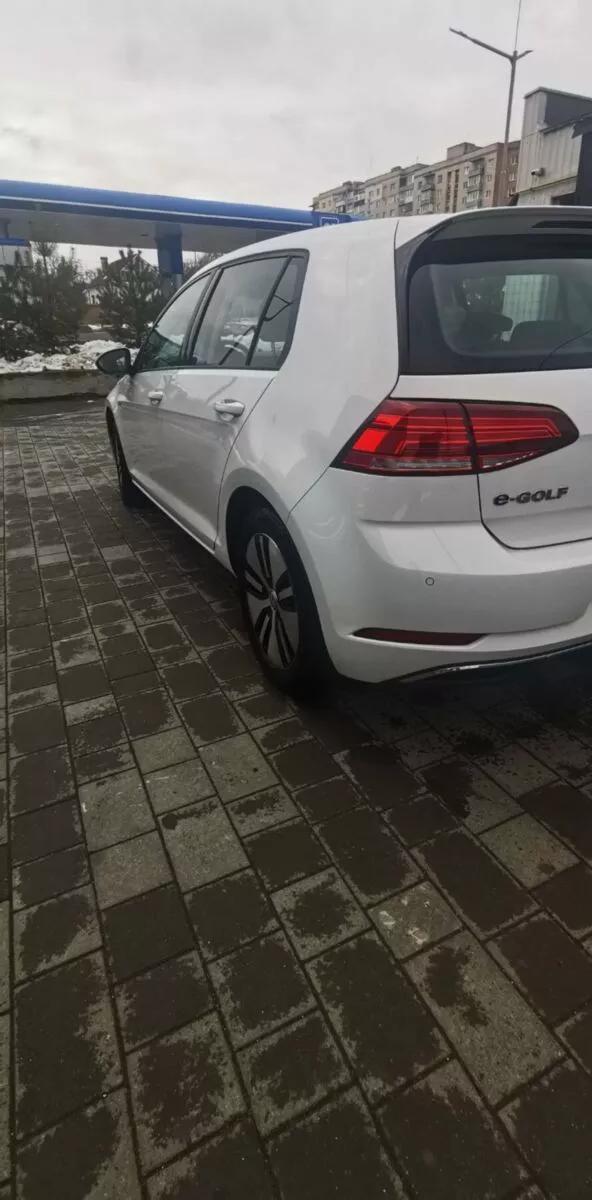 Volkswagen e-Golf  36 kWh 2020thumbnail51