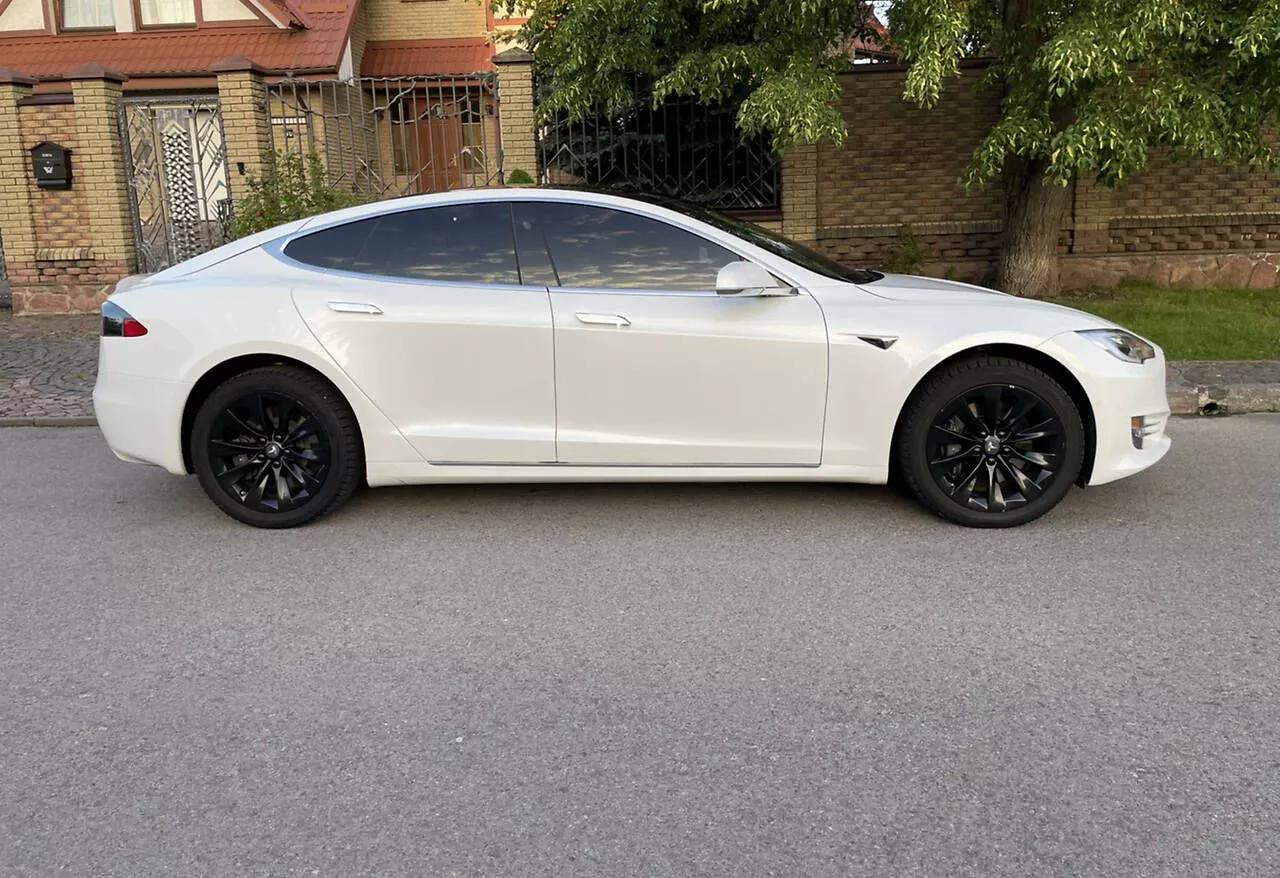 Tesla Model S  75 kWh 2018thumbnail61