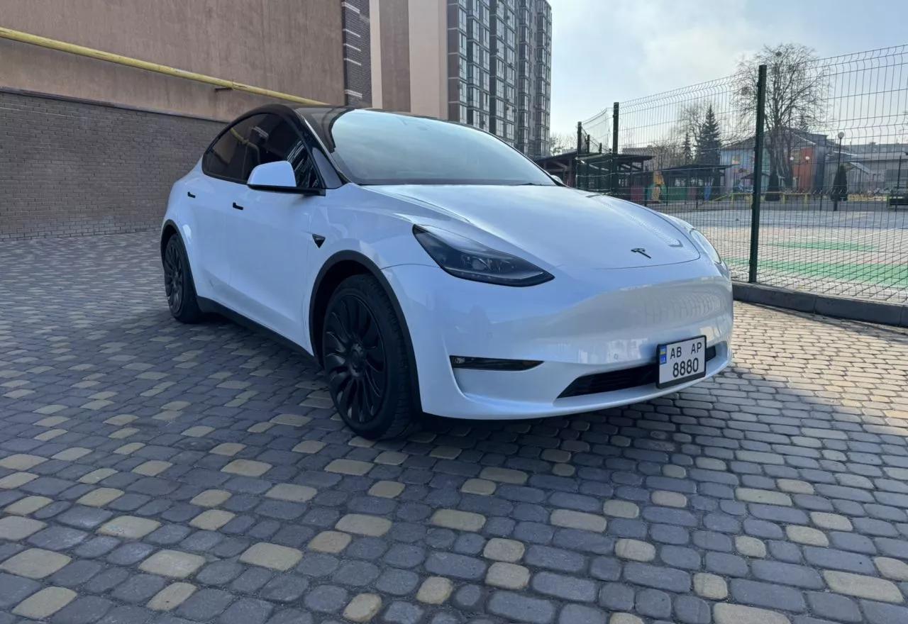 Tesla Model Y  82 kWh 2021281