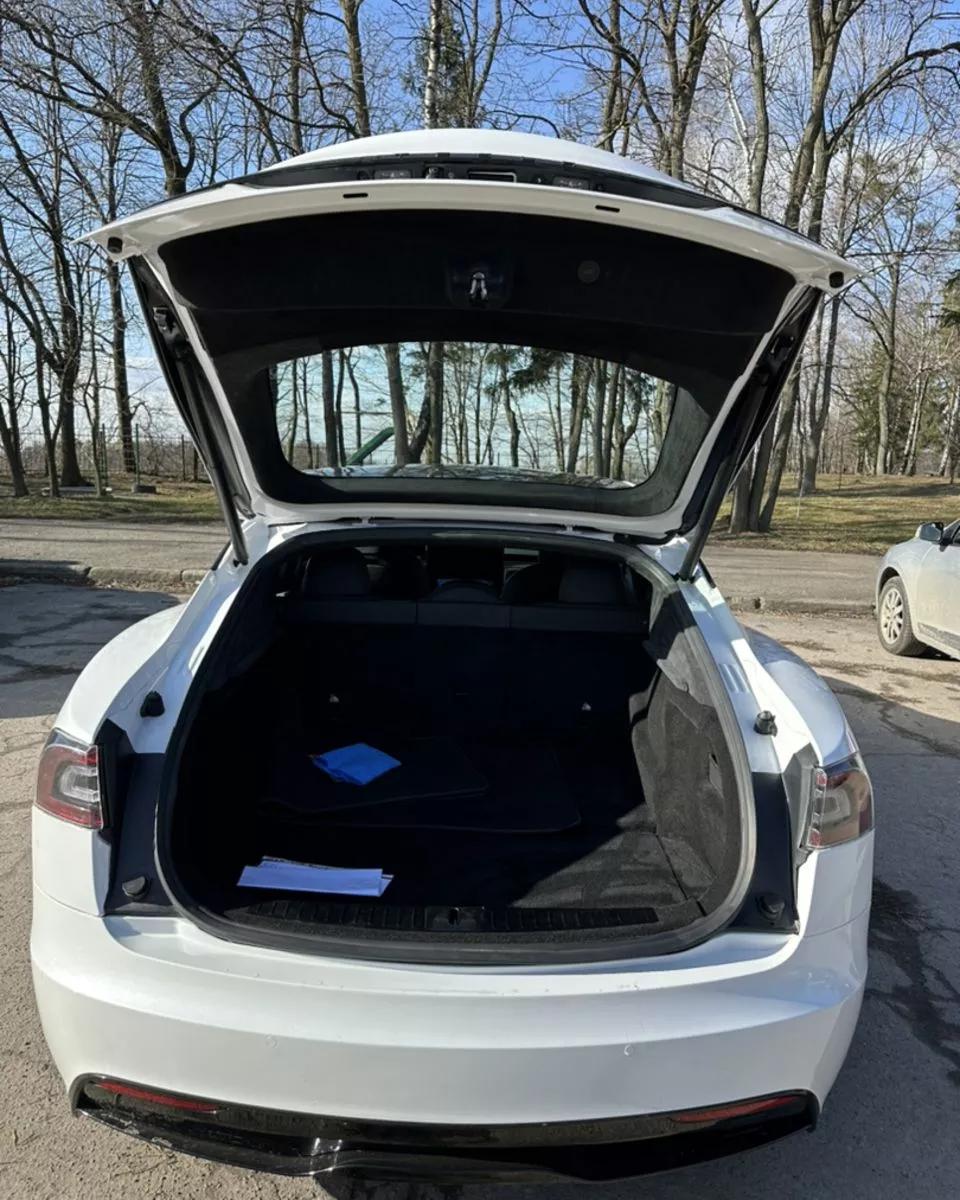 Tesla Model S  100 kWh 2022thumbnail81