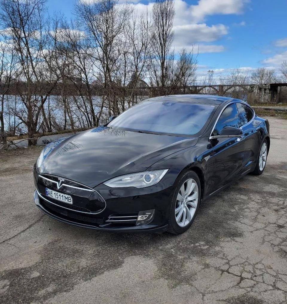 Tesla Model S  90 kWh 201501