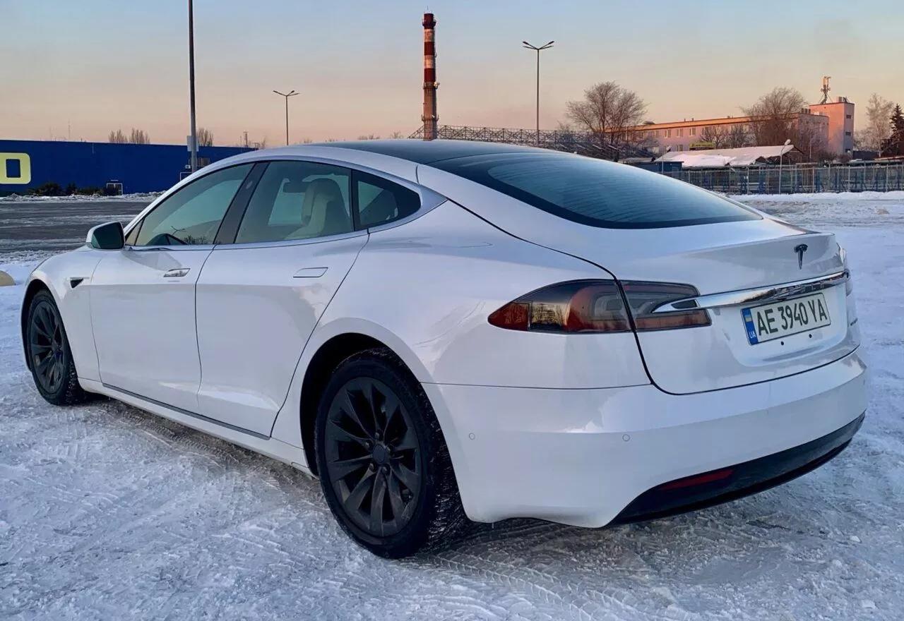 Tesla Model S  100 kWh 2019thumbnail61