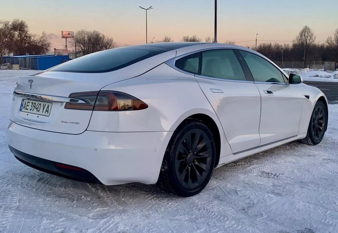 Tesla Model S  100 kWh 2019thumbnail101