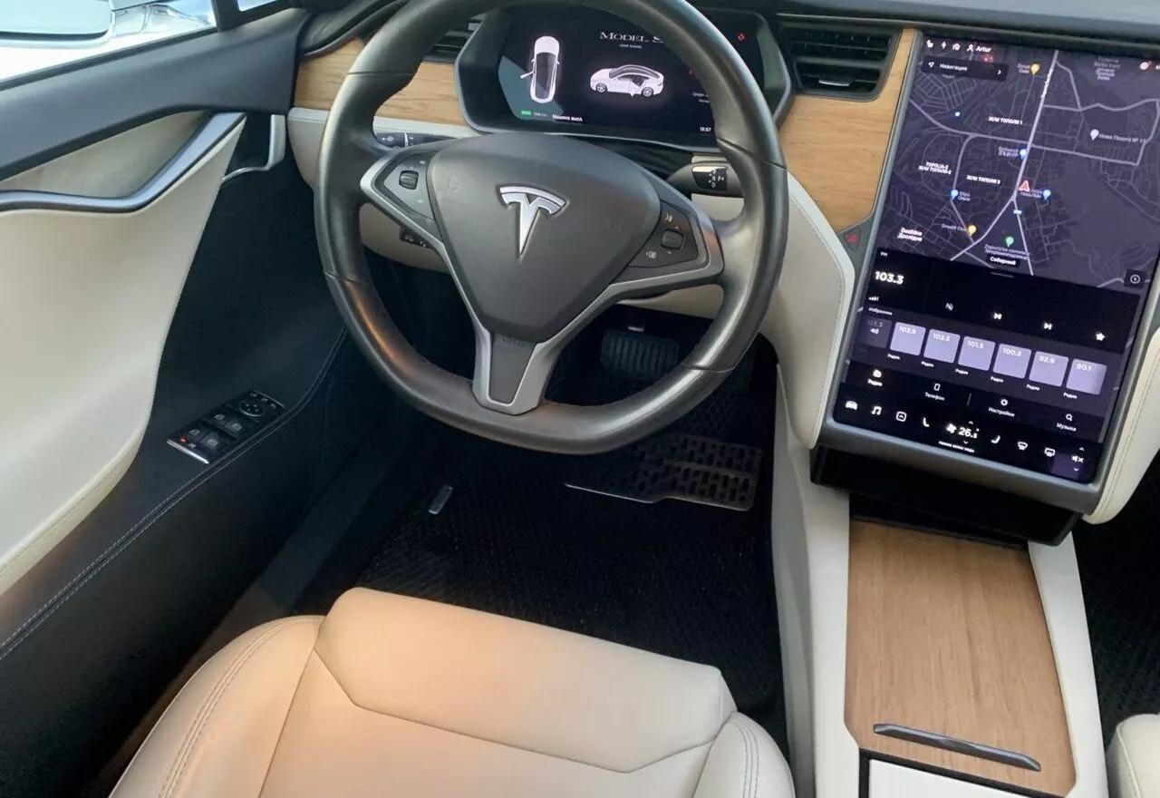 Tesla Model S  100 kWh 2019211