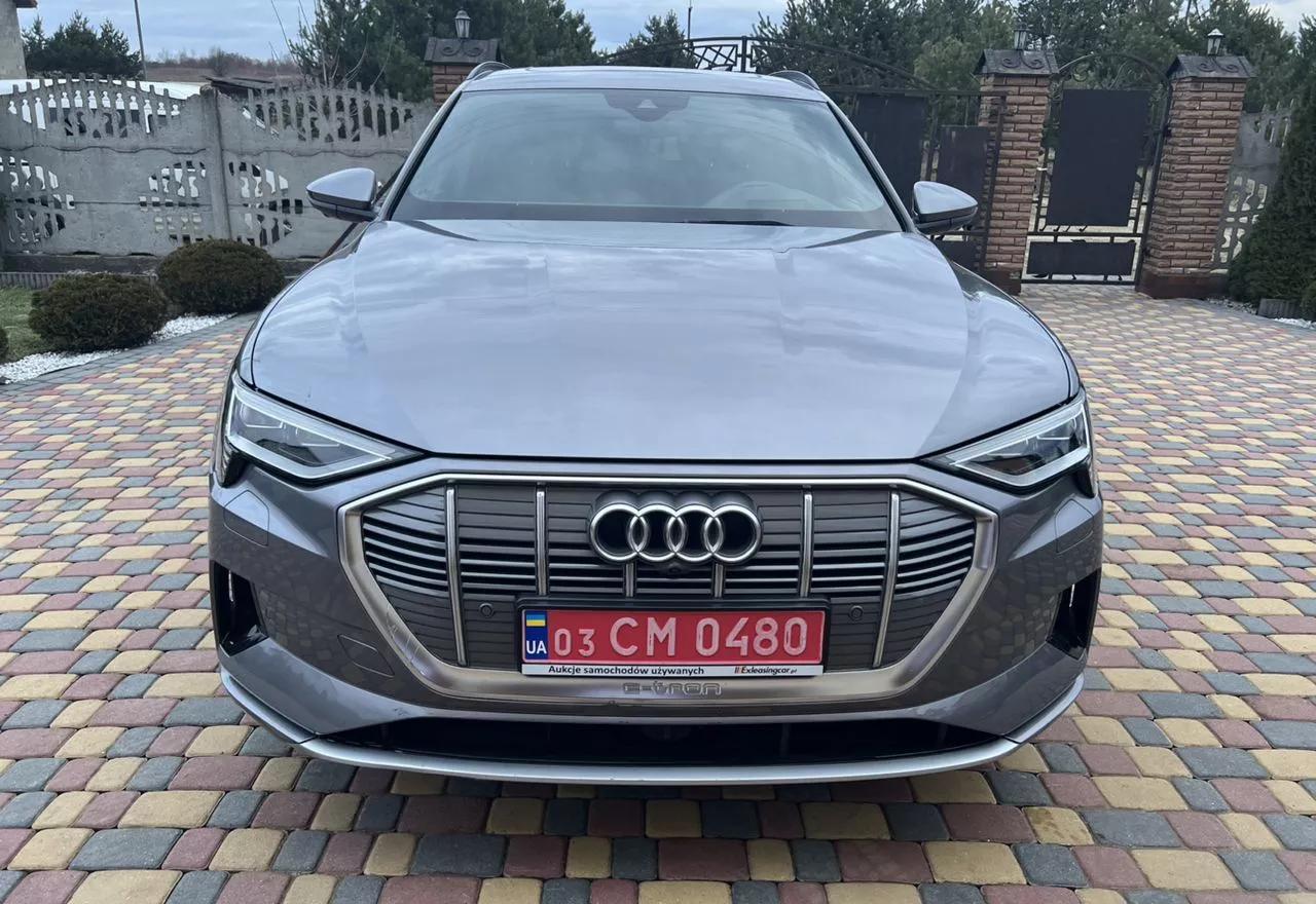 Audi E-tron  2019thumbnail111