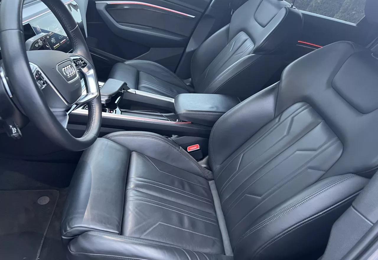 Audi E-tron  2019thumbnail121