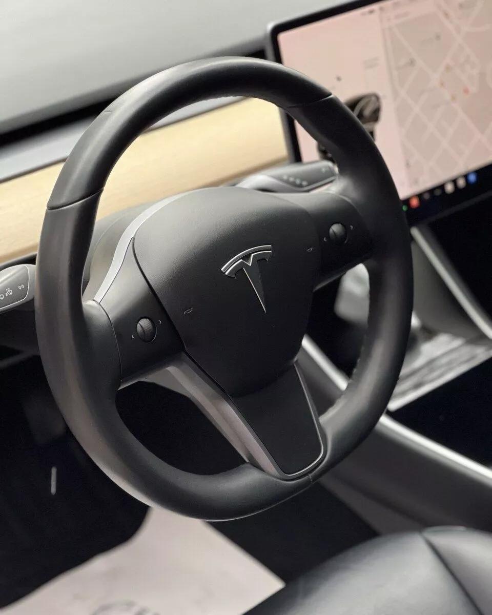 Tesla Model 3  75 kWh 2019thumbnail171