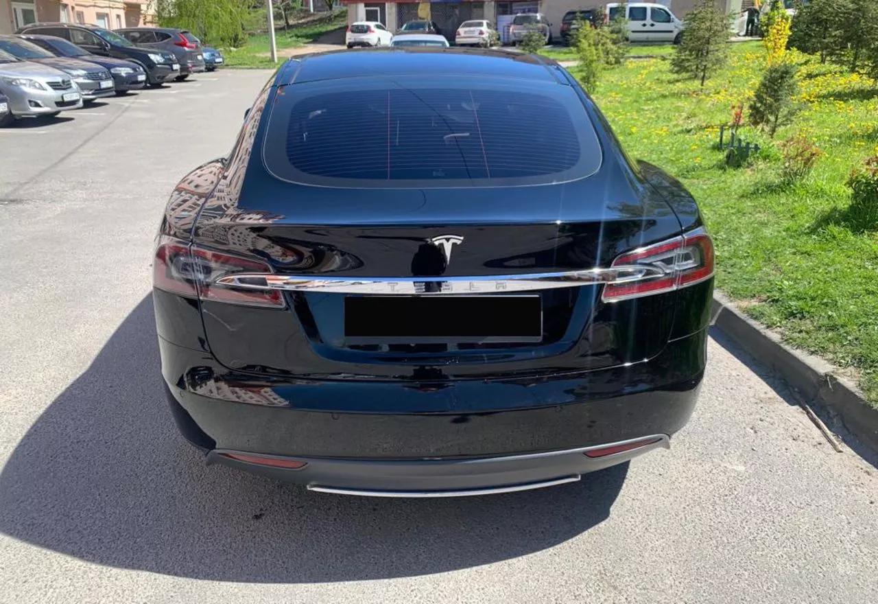 Tesla Model S  60 kWh 201441