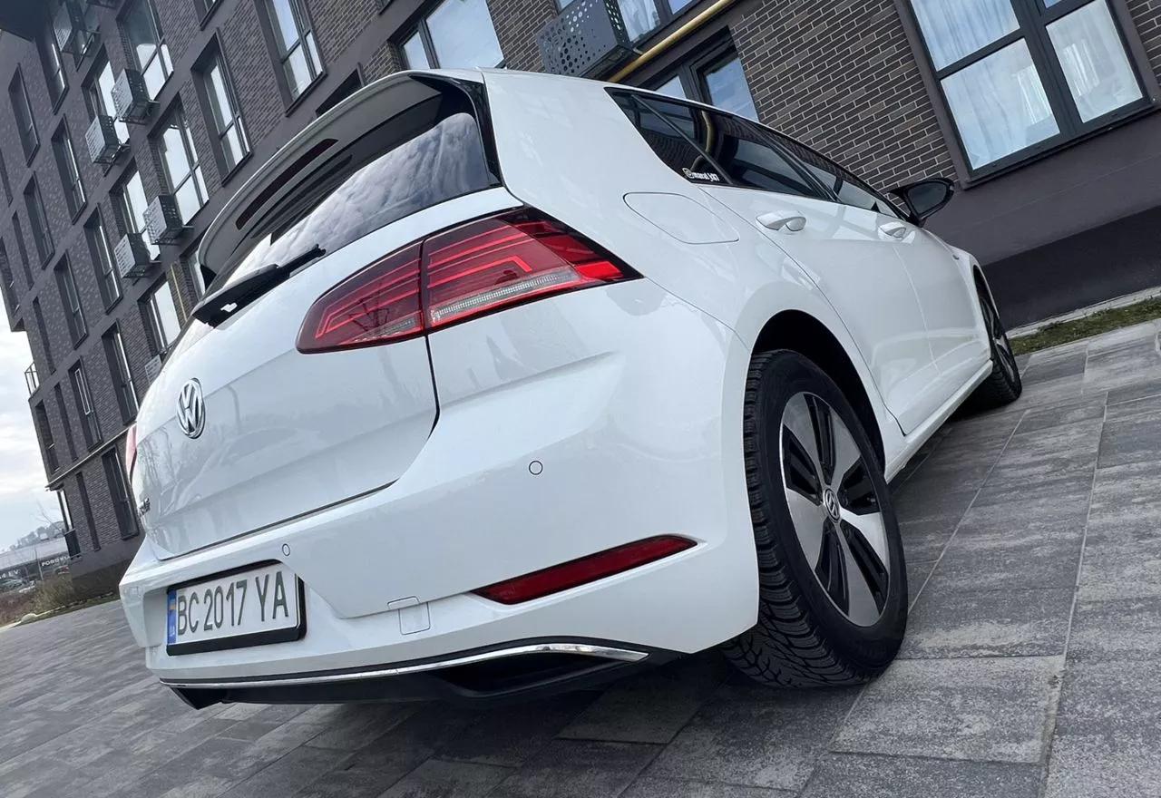 Volkswagen e-Golf  100 kWh 2017thumbnail121