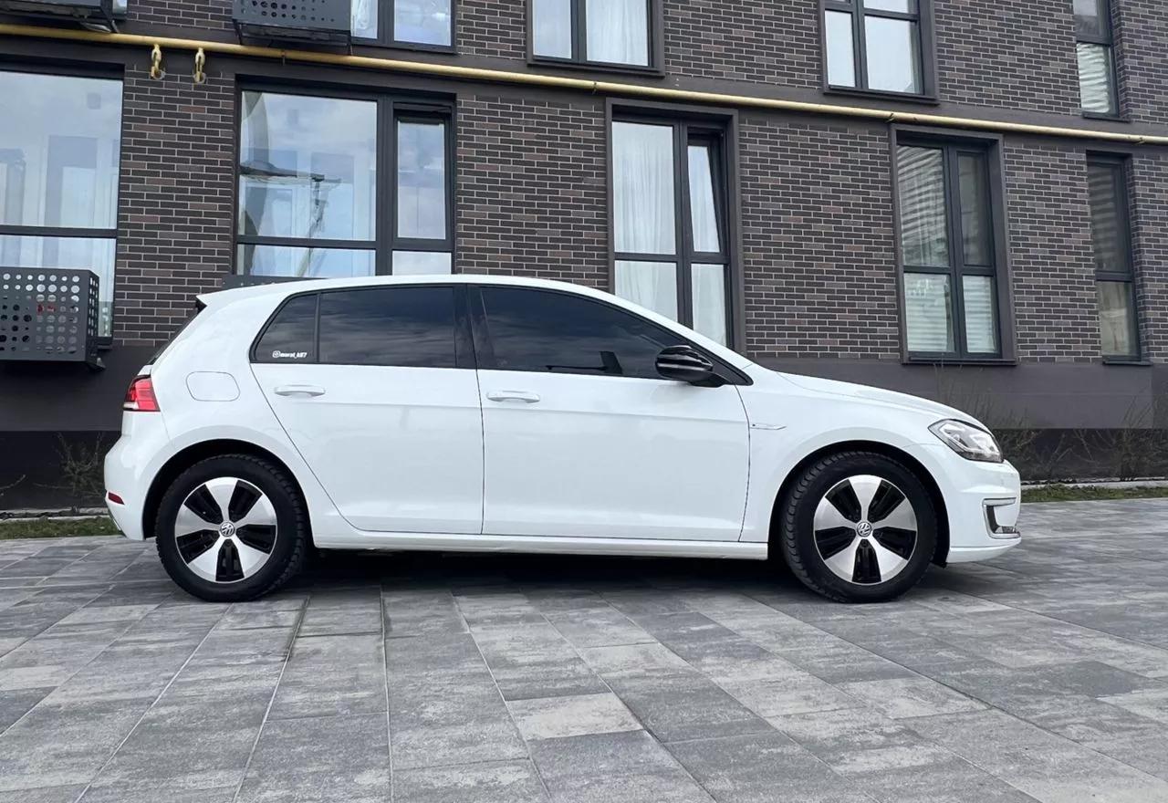 Volkswagen e-Golf  100 kWh 2017171
